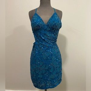 Alyce Paris heavily beaded sequin teal homecoming/prom dress 000